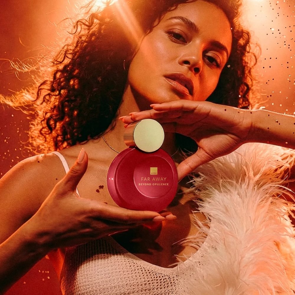 Far Away Beyond Opulence Parfum